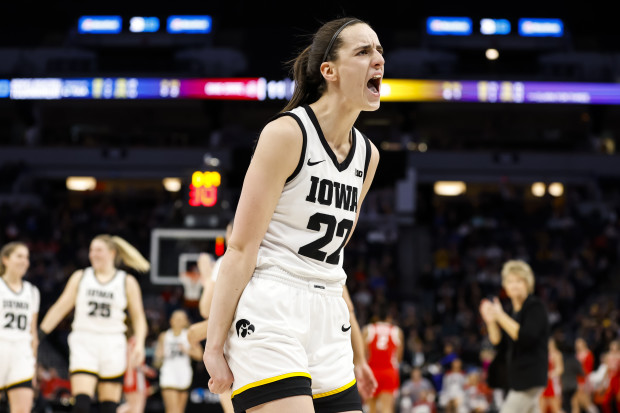 Driven With Confidence How Caitlin Clark Became A Hawkeye  Sports  Illustrated Iowa Hawkeyes News Analysis and More