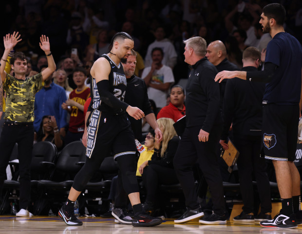 Look: Sports World Reacts To Unfortunate Dillon Brooks News
