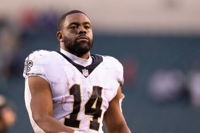 Mark Ingram on the field for the Saints.