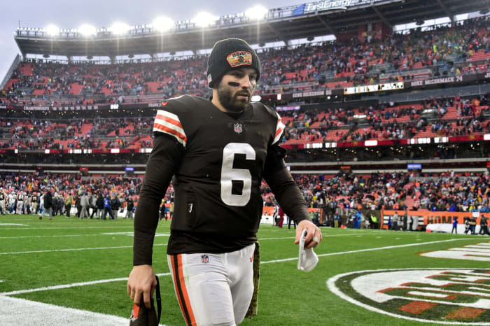 Cleveland Browns quarterback Baker Mayfield on the field.