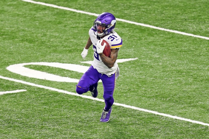 Ameer Abdullah runs the ball.