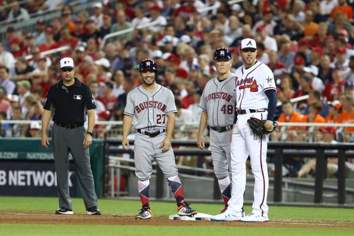 Braves star Freddie Freeman and Astros star Jose Altuve at the All-Star Game.
