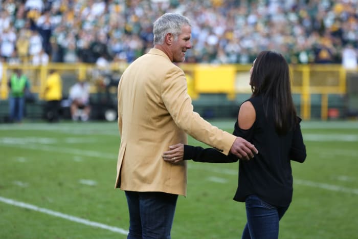 Brett Favre and his wife, Deanna Favre.