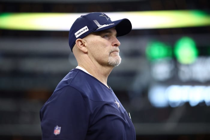 Dan Quinn on the sidelines.