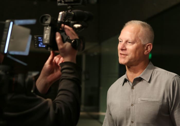Kenny Mayne does a broadcast.
