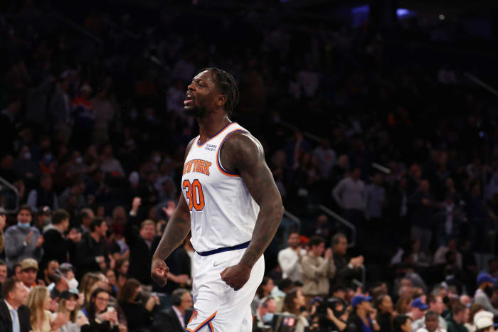 Julius Randle reacts on the court.