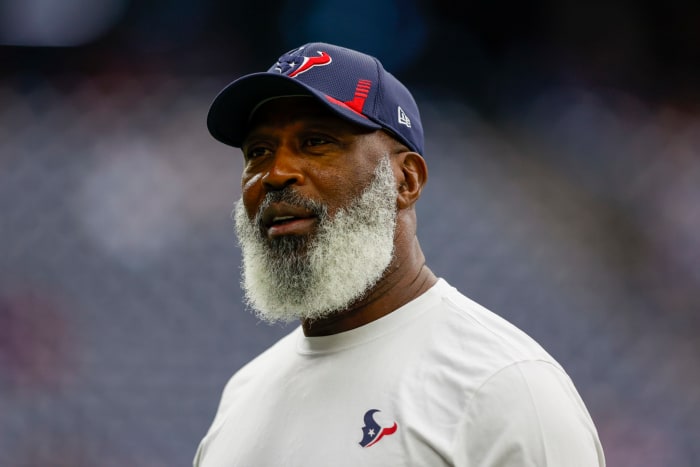 Lovie Smith with the Texans.