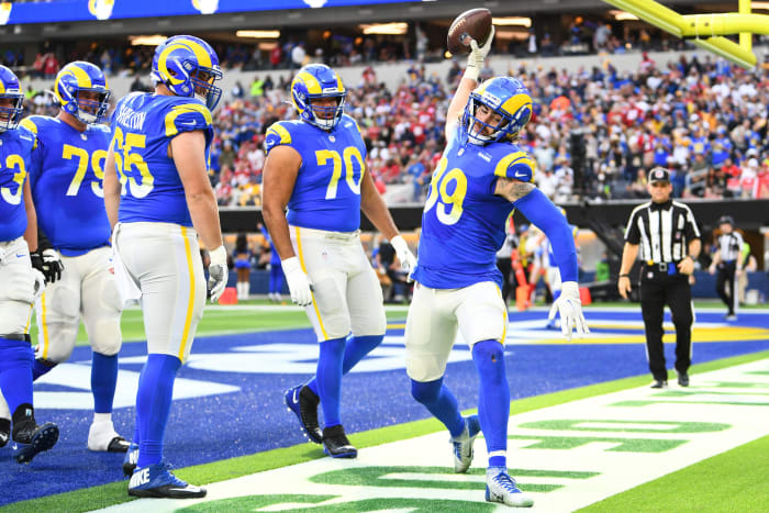 Tyler Higbee celebrates for the Rams.