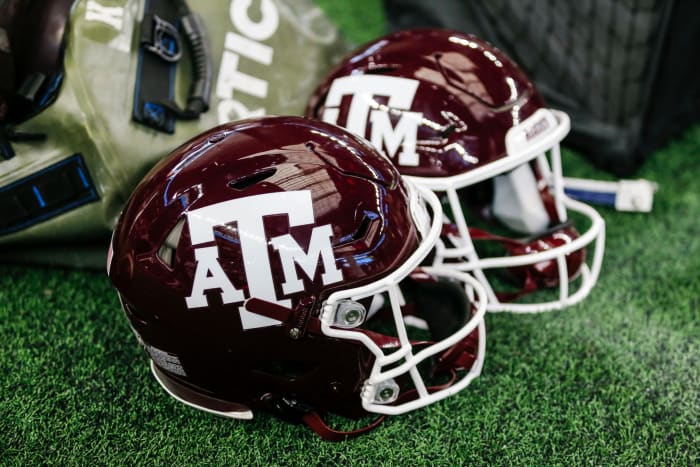 COLLEGE FOOTBALL: SEP 25 Southwest Classic - Texas A&M v Arkansas