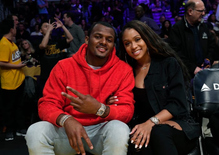 Deshaun Watson with girlfriend Jilly Anais at the Lakers game.