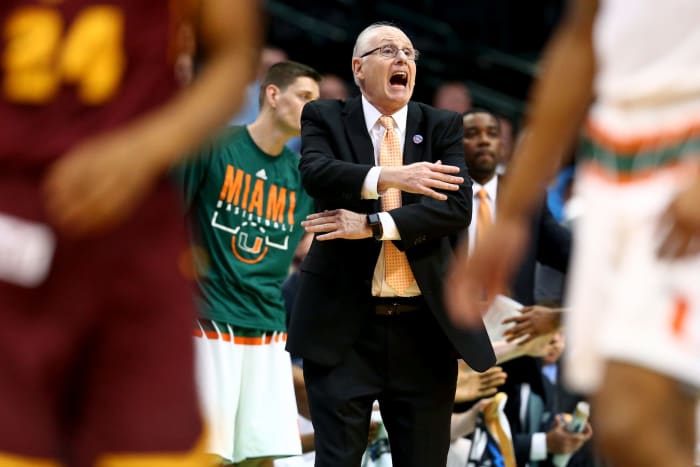 Jim Larranaga reacting during a Miami Hurricanes basketball game.