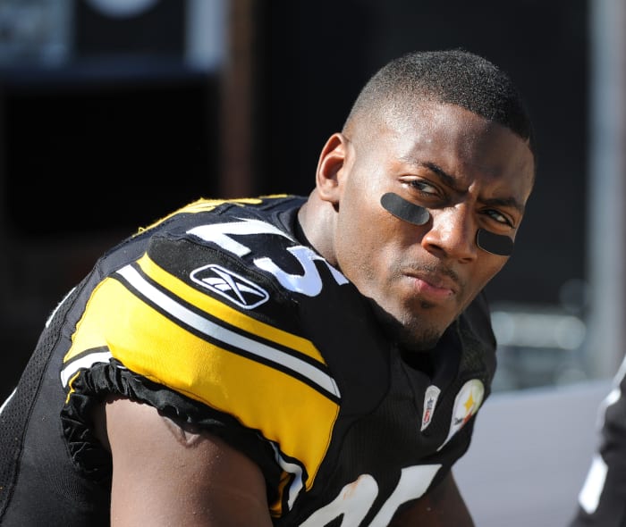 PITTSBURGH, PA - OCTOBER 09: Safety Ryan Clark #25 of the Pittsburgh Steelers looks on from the sideline during a game against the Tennessee Titans at Heinz Field on October 9, 2011 in Pittsburgh, Pennsylvania. The Steelers defeated the Titans 38-17. (Photo by George Gojkovich/Getty Images)
