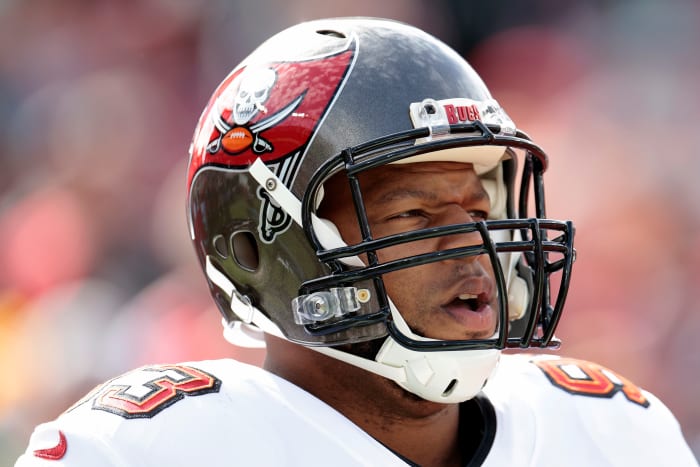 TAMPA, FLORIDA - JANUARY 16: Ndamukong Suh #93 of the Tampa Bay Buccaneers looks on prior to the NFC Wild Card Playoff game against the Philadelphia Eagles at Raymond James Stadium on January 16, 2022 in Tampa, Florida. (Photo by Douglas P. DeFelice/Getty Images)
