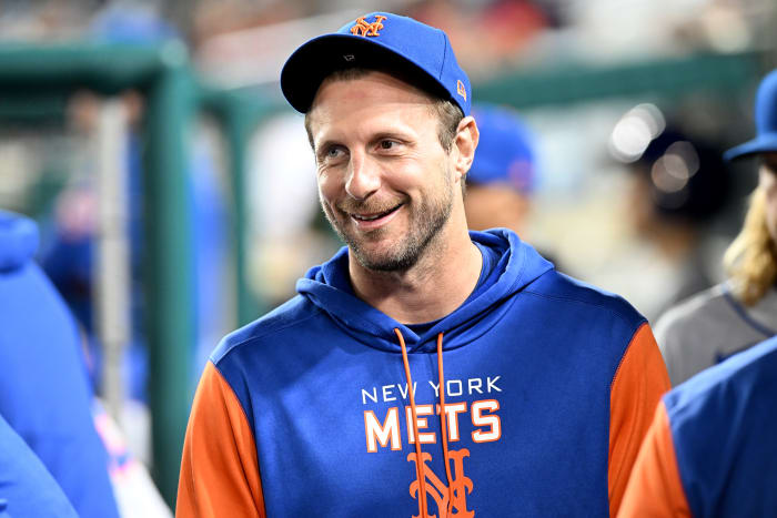 WASHINGTON, DC - MAY 10: Max Scherzer #21 of the New York Mets watches the game against the Washington Nationals at Nationals Park on May 10, 2022 in Washington, DC. (Photo by G Fiume/Getty Images)
