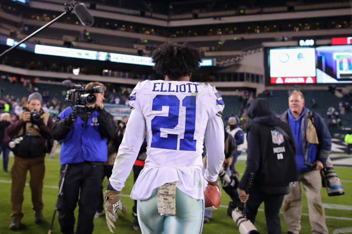 Cowboys RB Ezekiel Elliott Being Sued After Alleged Dog Attack - The Spun