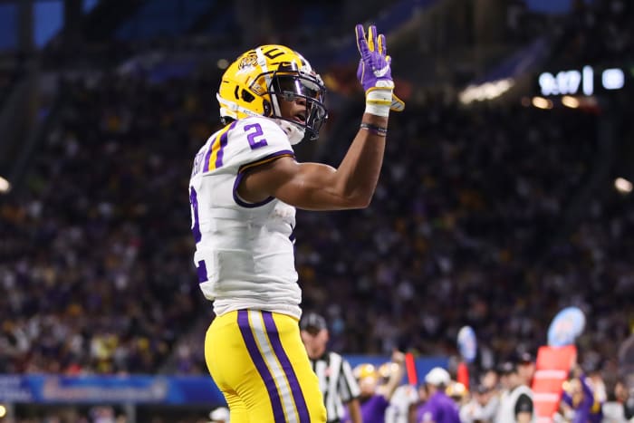 Justin Jefferson torching Oklahoma in the Peach Bowl.