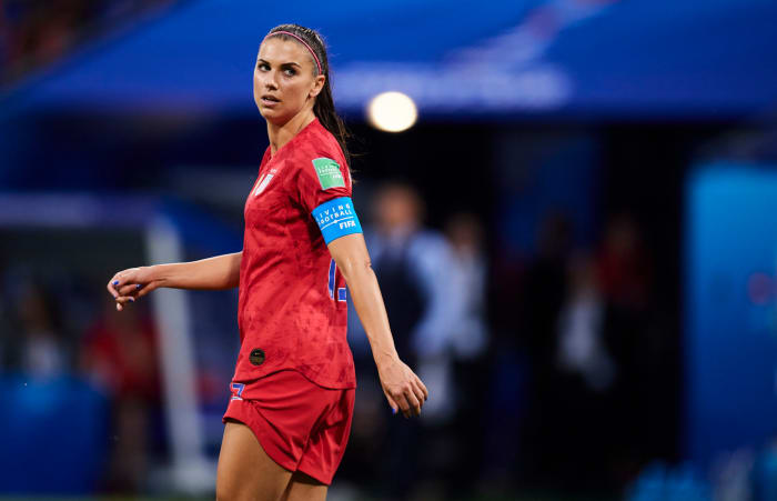 alex morgan plays against england