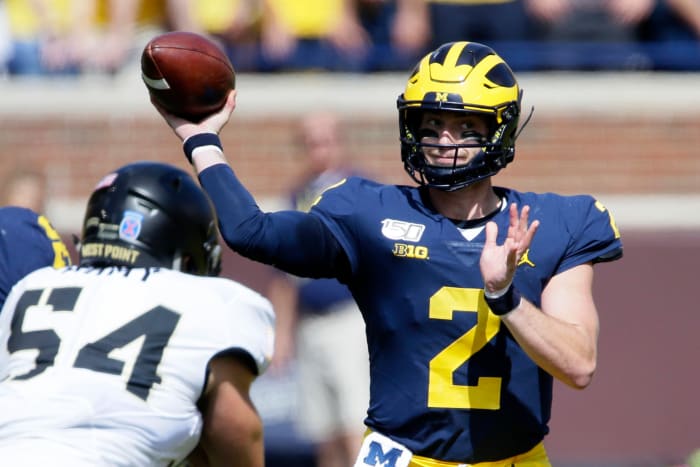 Shea Patterson throws the ball against Army.