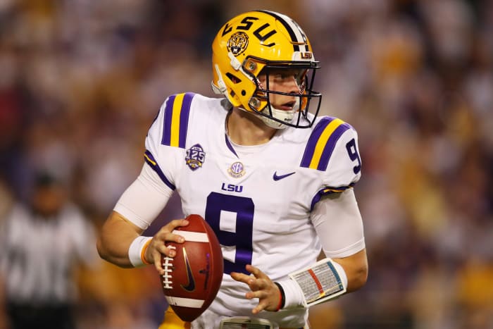 lsu quarterback joe burrow drops back against alabama