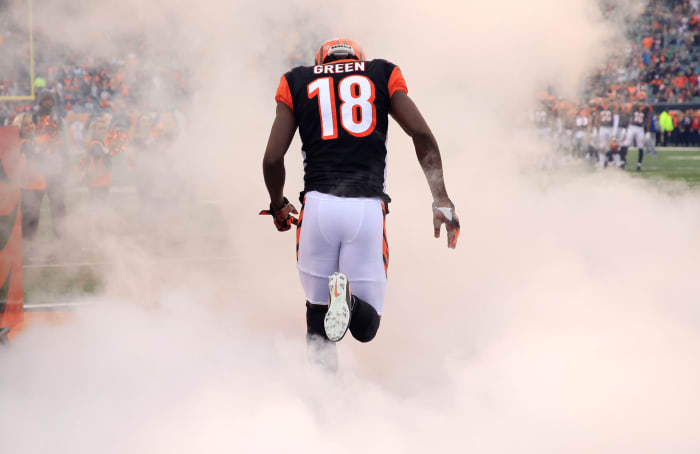 aj green runs onto the field for the cincinnati bengals
