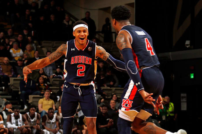 Auburn Bryce Brown reacts to made basketball vs. Vanderbilt.