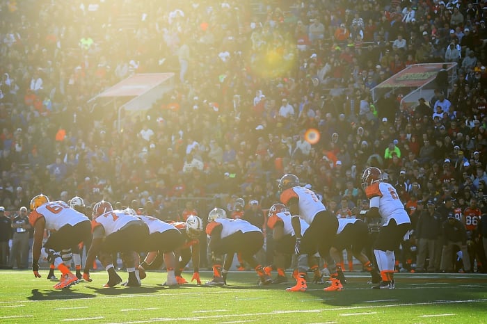 a wide shot of the senior bowl in alabama
