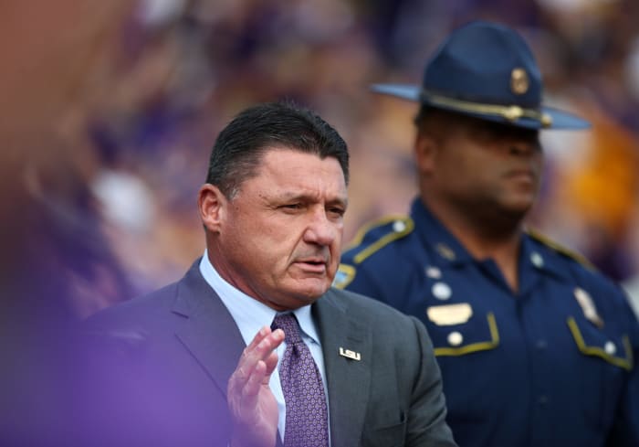Coach O enters Tiger Stadium against Florida