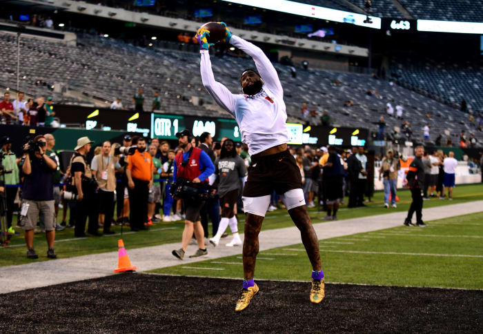 Odell Beckham makes a catch in warmups before a game with the Browns.