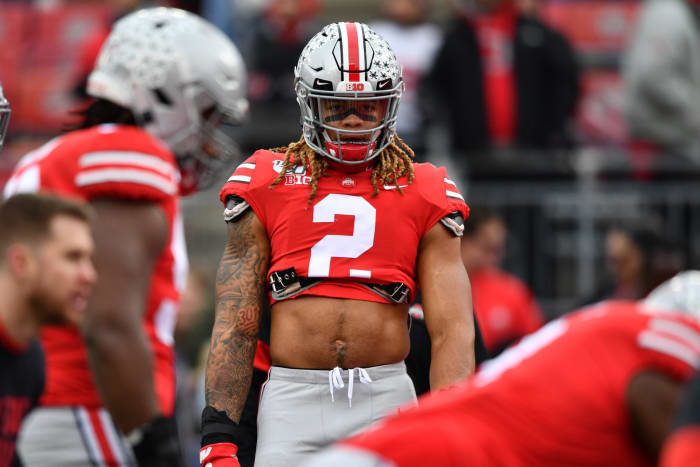 Ohio State standout defensive lineman Chase Young, a Washington Football Team draftee, warms up vs. Penn State.