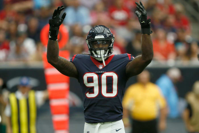 Jadeveon Clowney celebrating during a game.