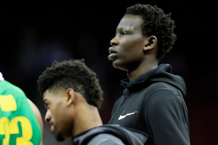 A closeup of Bol Bol.