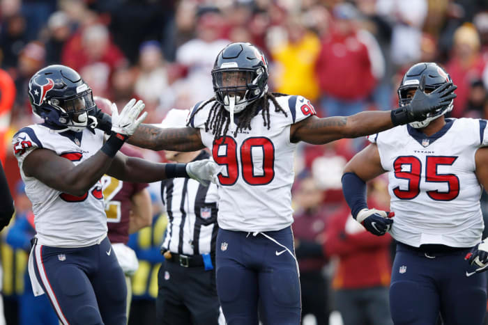 Jadeveon Clowney celebrating during a game.