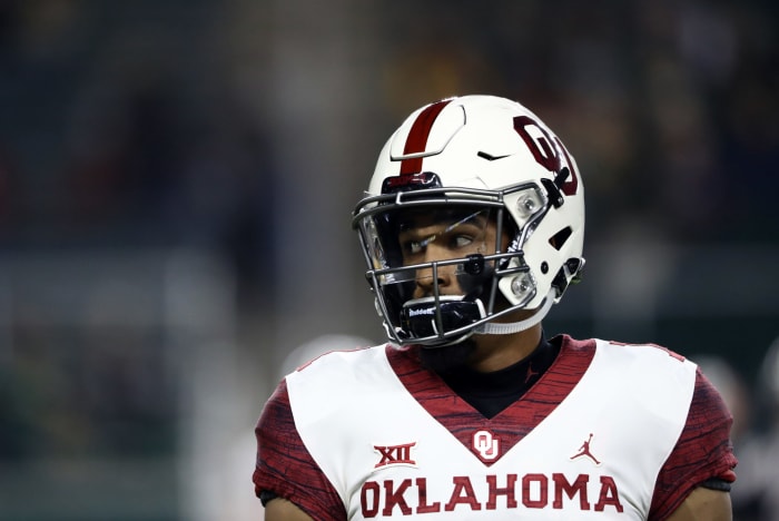 Oklahoma quarterback Jalen Hurts taking on Baylor.