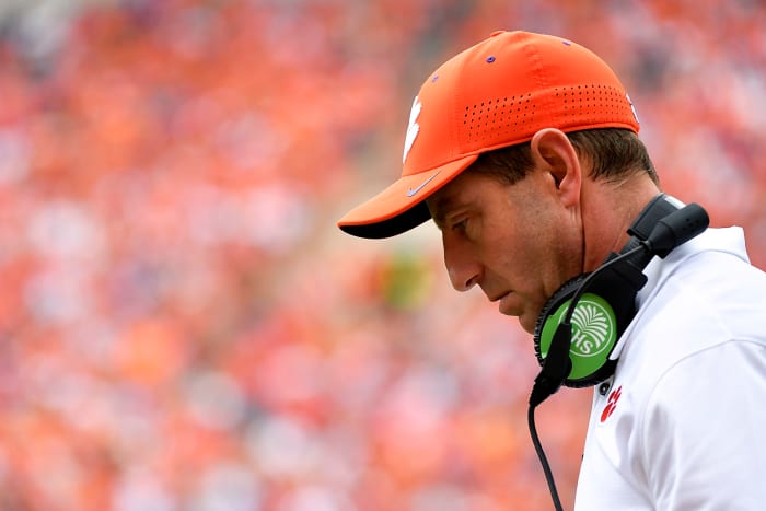 ESPN's Chris Fowler Has Message For Dabo Swinney - The Spun