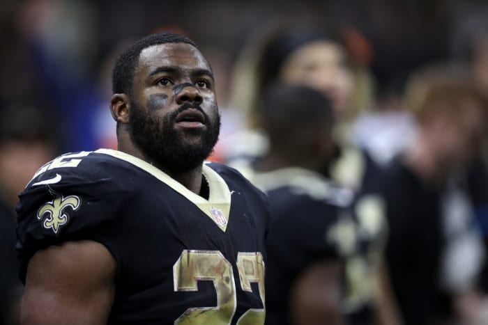 NFL World Reacts To Thursday's Mark Ingram News - The Spun