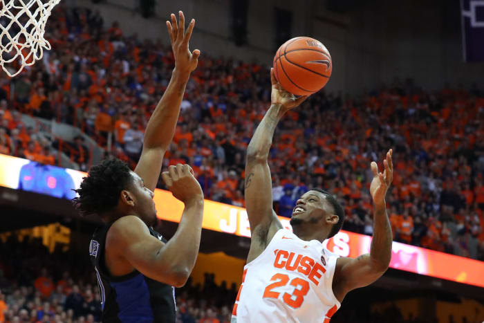 Syracuse's Frank Howard goes up for a floater against Duke.