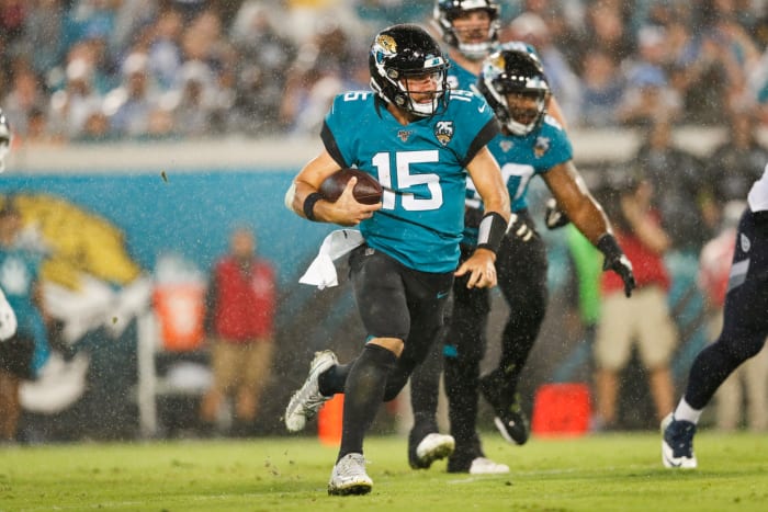 Gardner Minshew runs the football for the Jacksonville Jaguars.
