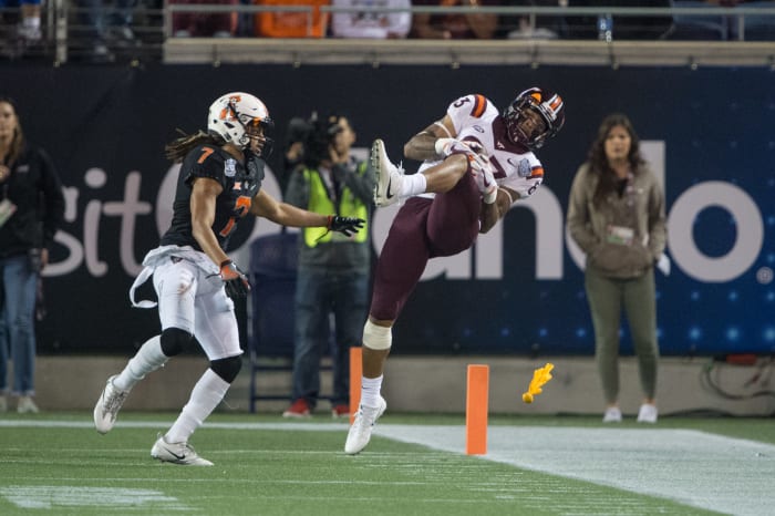 Virginia Tech's Eric Kumah makes a difficult catch.