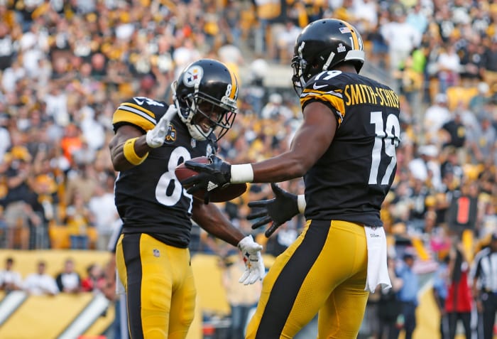 Antonio Brown celebrating with JuJu Smith-Schuster