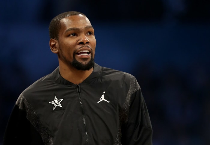 A closeup of Kevin Durant during warmups for the NBA All-Star game.