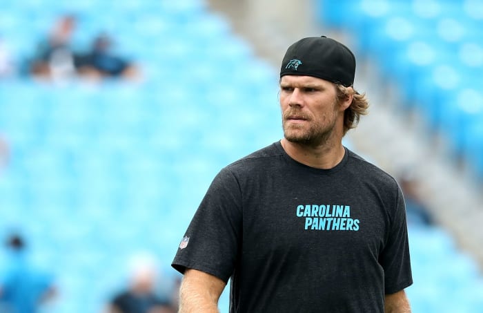 A closeup of Greg Olsen.