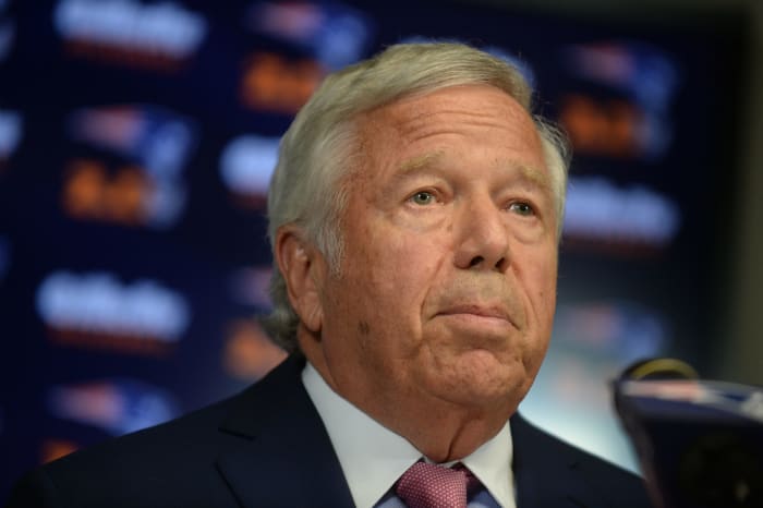 Robert Kraft Admits He Doesn't Want Patriots Making 'Splashy' Moves ...