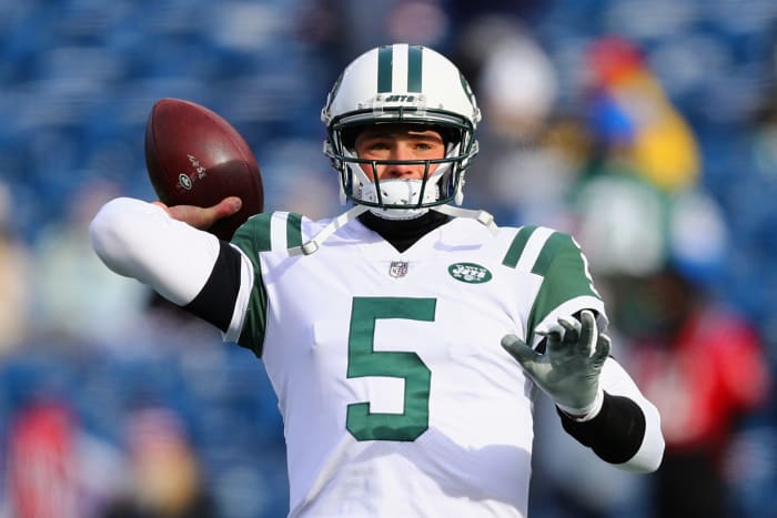 christian hackenberg warms up before an nfl game