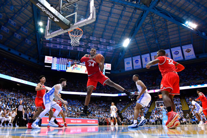 Ohio State's Kaleb Wesson grabs a rebound against North Carolina.