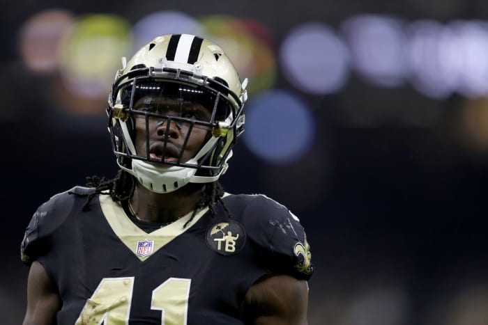 A closeup of Alvin Kamara.