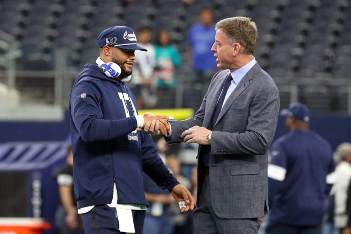 Troy Aikman Reveals Cowboys QB Dak Prescott Is Playing With Injury ...