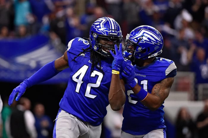 St. Louis BattleHawks players celebrate during a game.