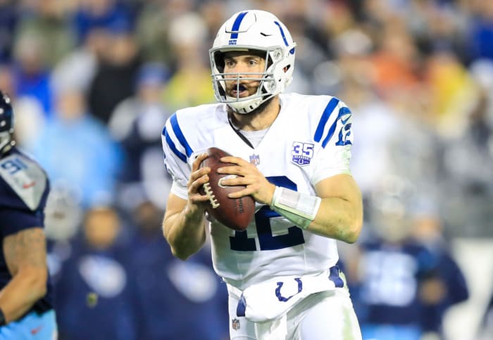 Indianapolis Colts QB Andrew Luck running with the football.