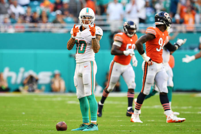 Kenny Still celebrating after making a catch.