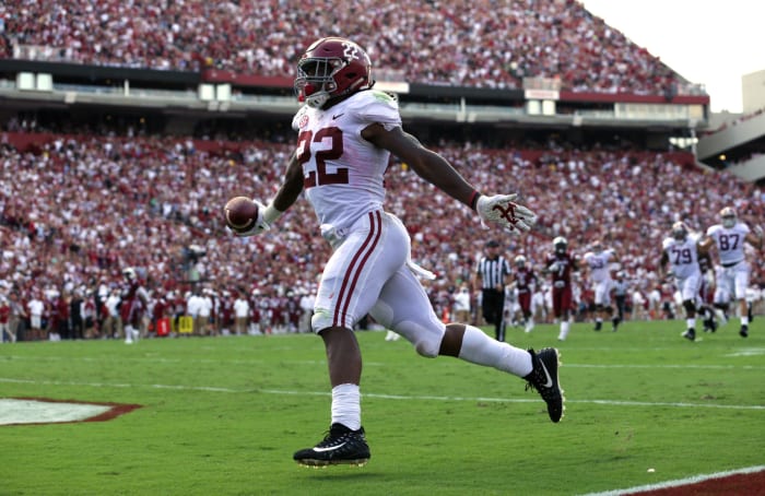 Najee Harris celebrates his touchdown against South Carolina.